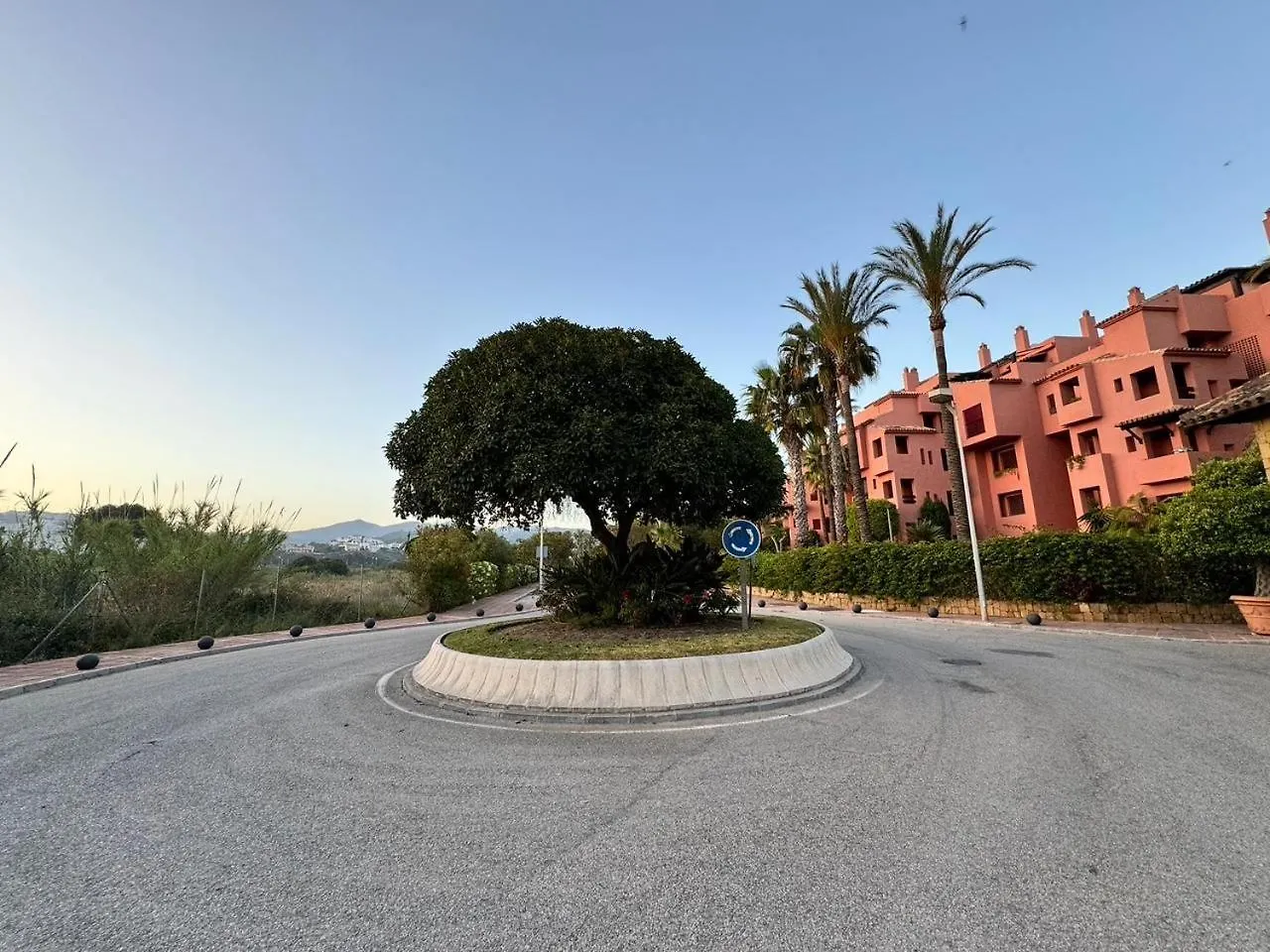 Marbella Bliss 2 Min To Alicate Beach And Pool In Residence