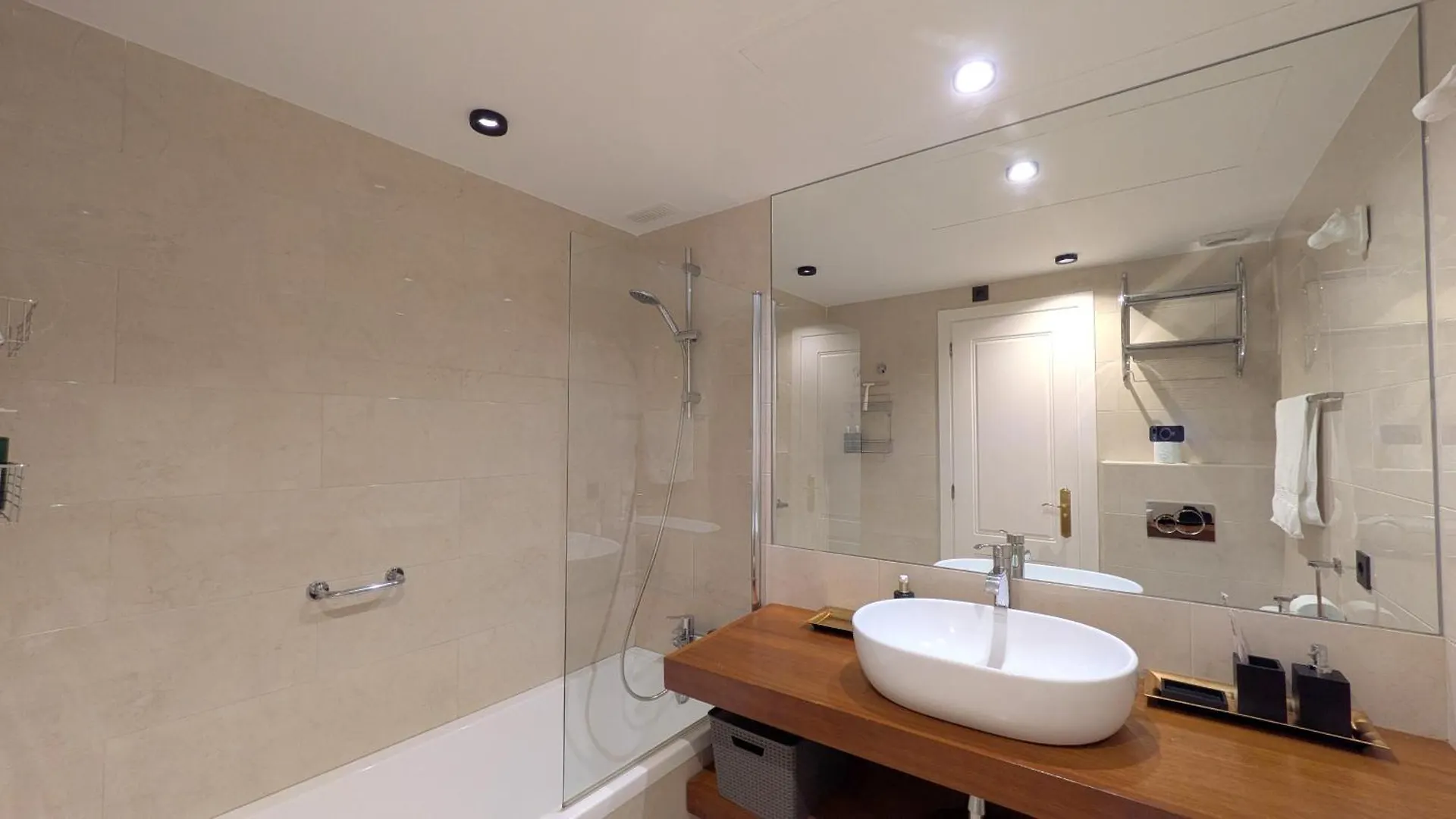 Marbella Bliss 2 Min To Alicate Beach And Pool In Residence 西班牙