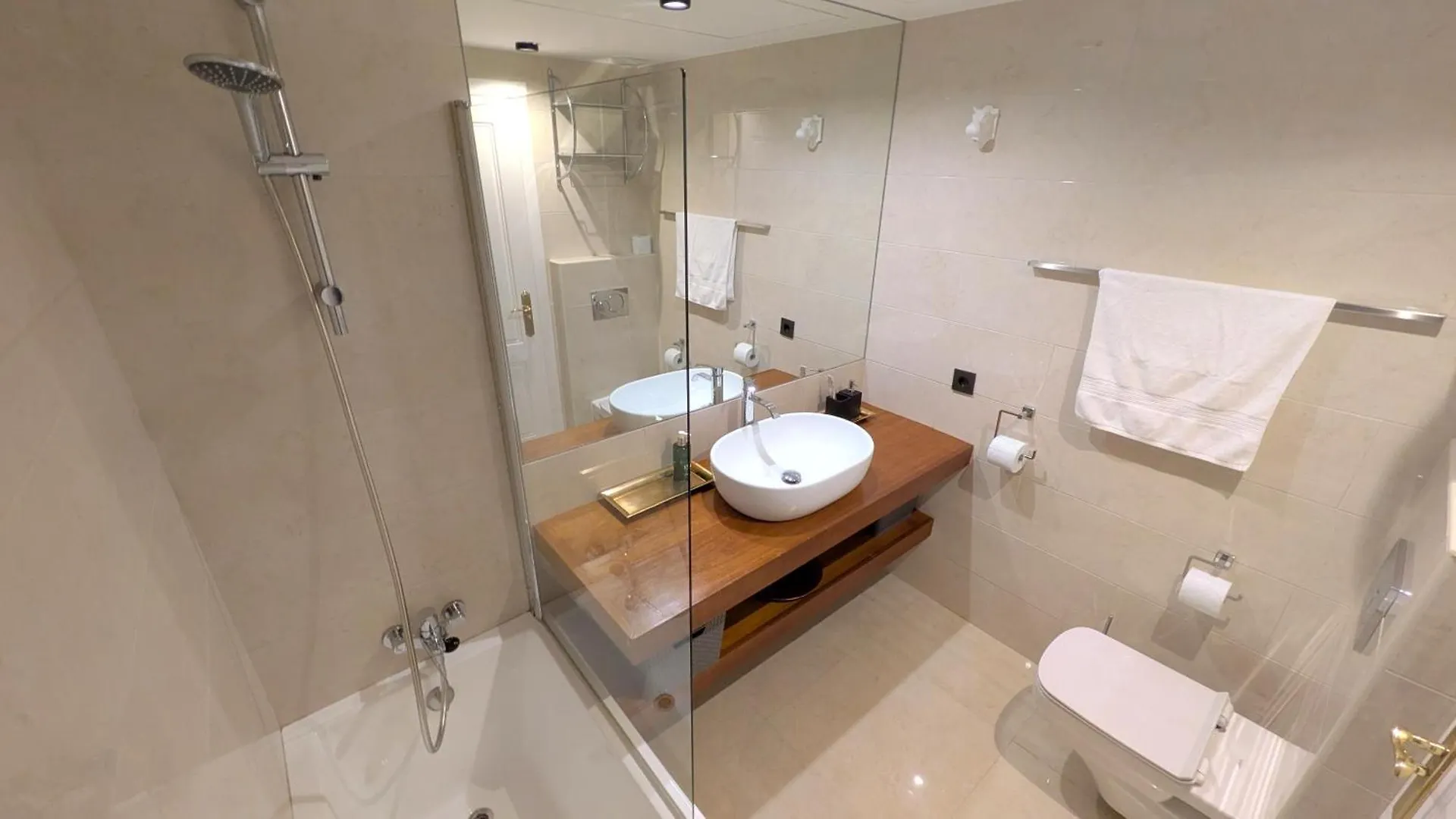 Marbella Bliss 2 Min To Alicate Beach And Pool In Residence 0*,  西班牙