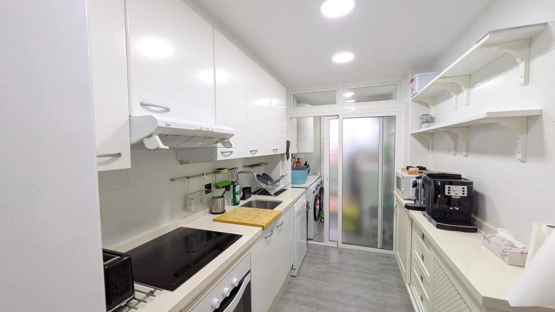 Marbella Bliss 2 Min To Alicate Beach And Pool In Residence Apartment